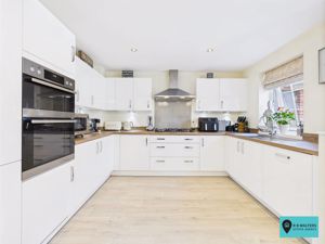 Kitchen- click for photo gallery